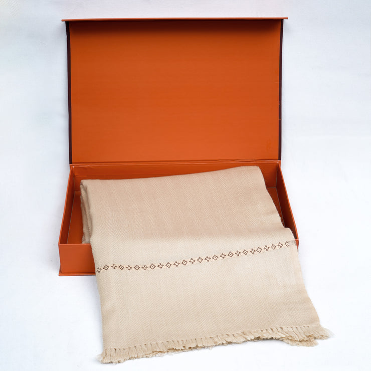Lux Shawl D1 | Dove