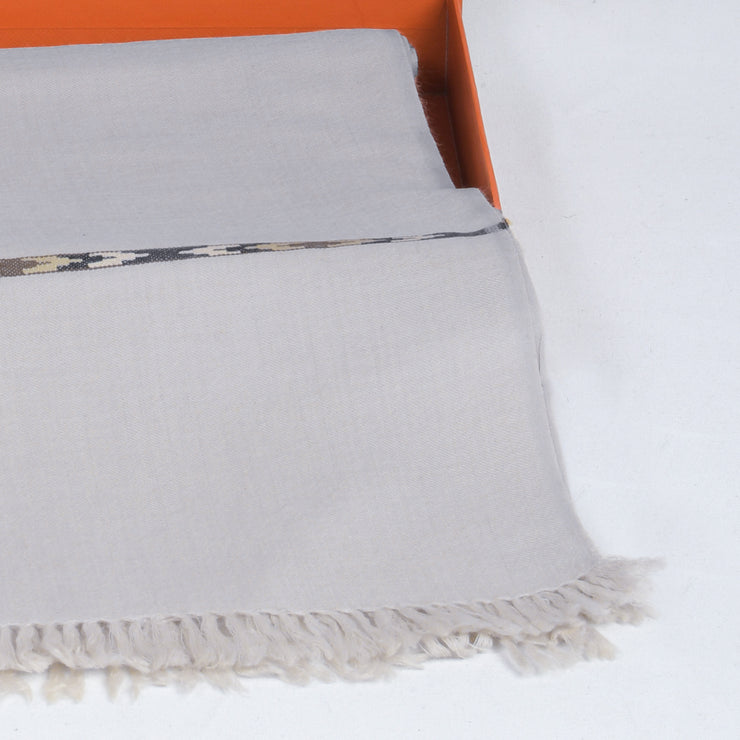 Hand Made Shawl | Light Grey