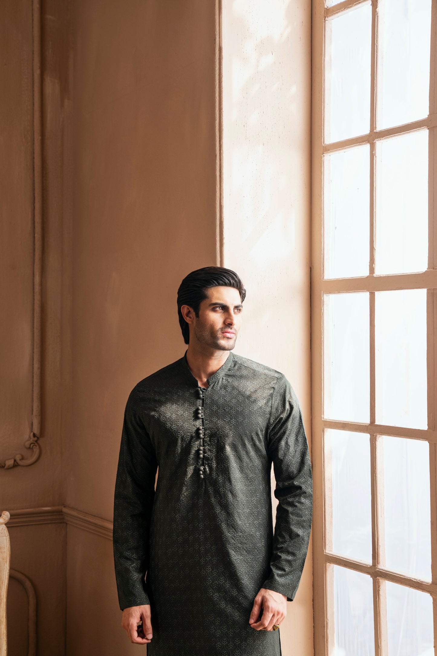 Zarwan Kurta Trouser