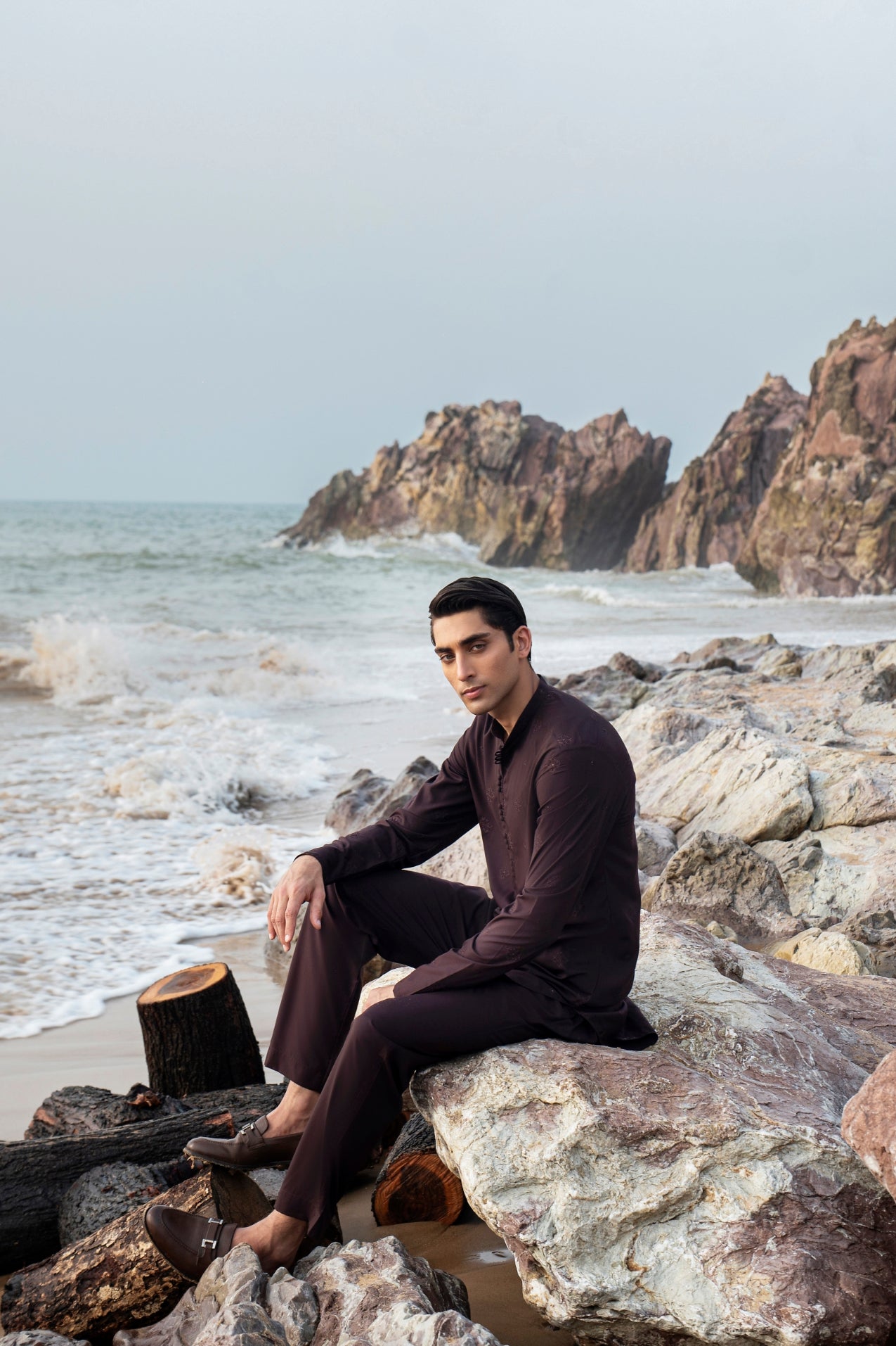 Embroidered Kurta Trouser