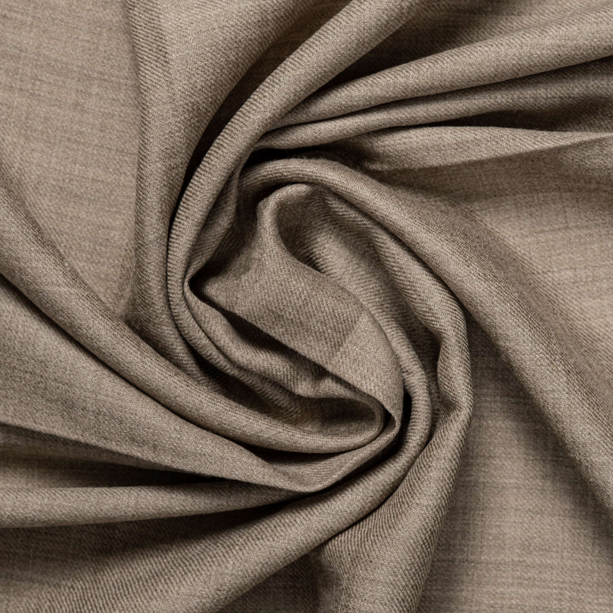 Lux Wool Dyed Yarn | Mid Brown