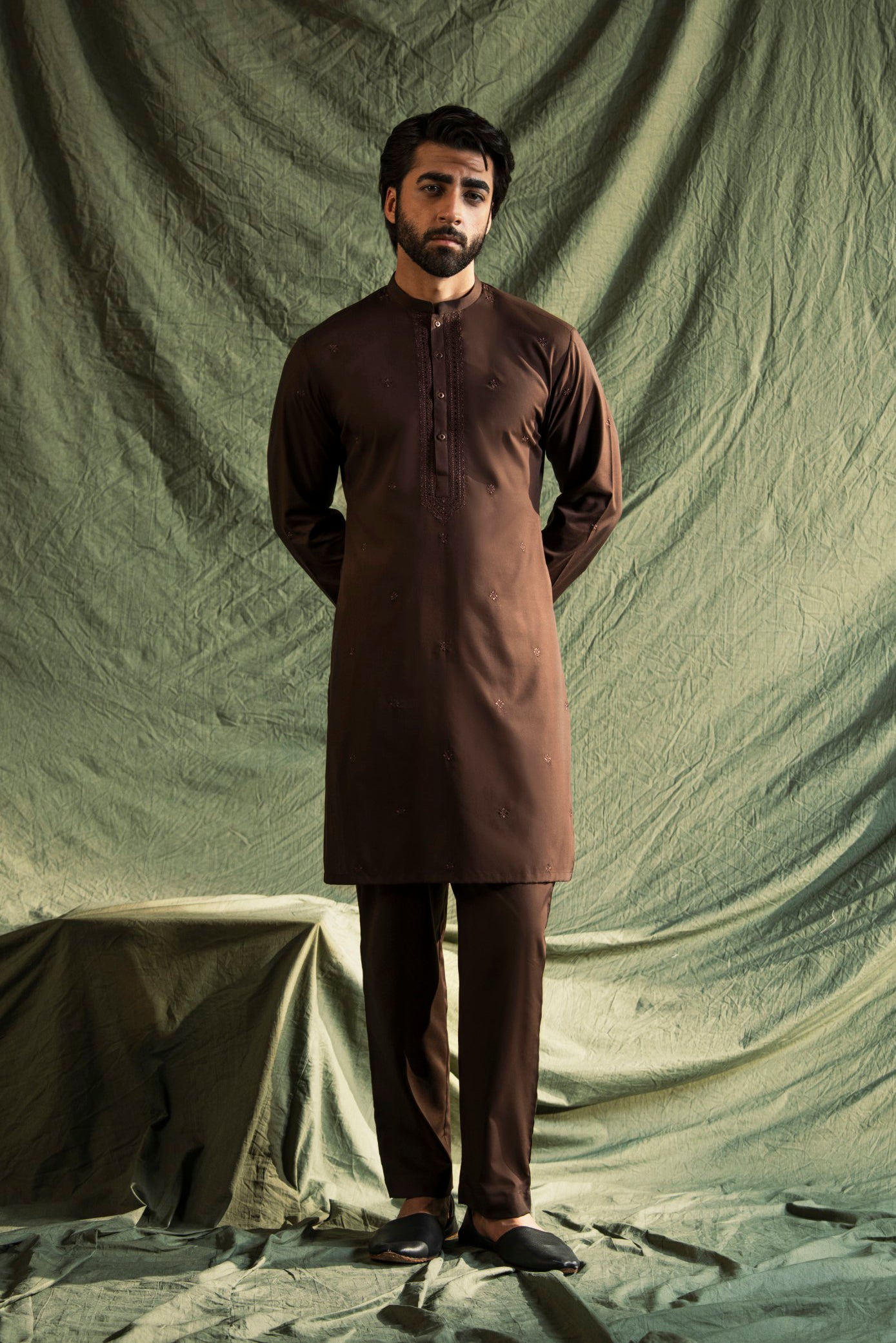 Embroidered Kurta Trouser