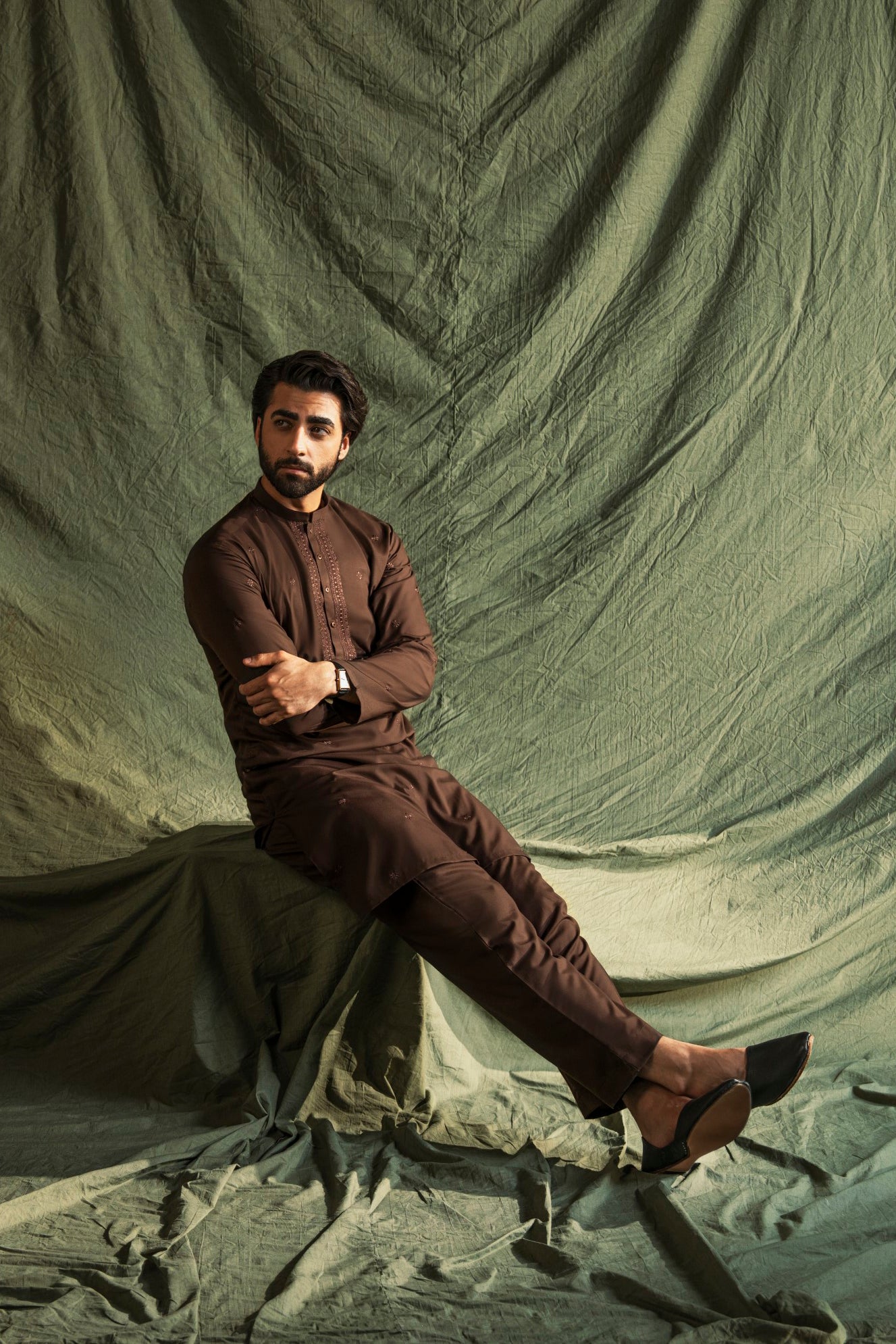 Embroidered Kurta Trouser