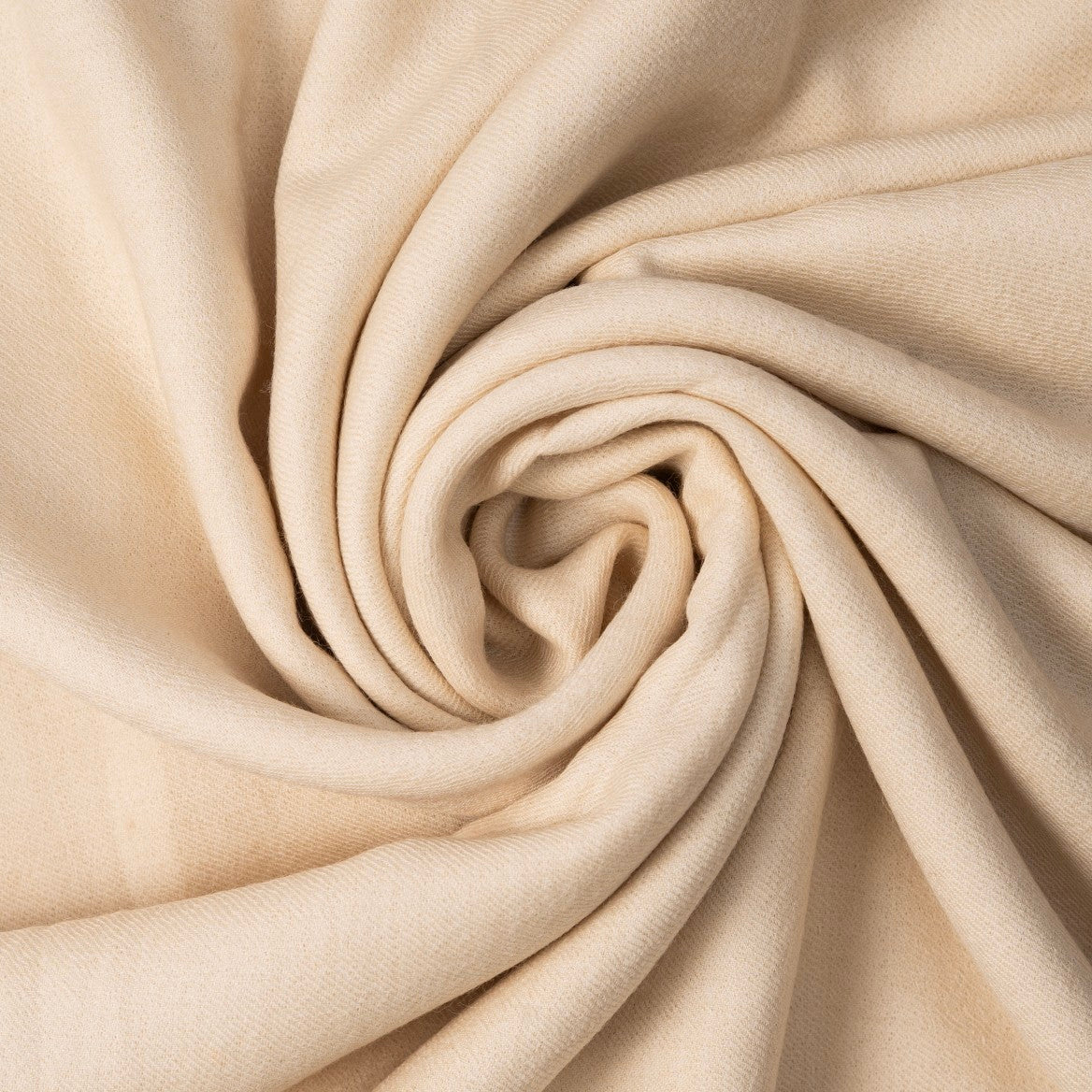 Super Light Shawl l Cream
