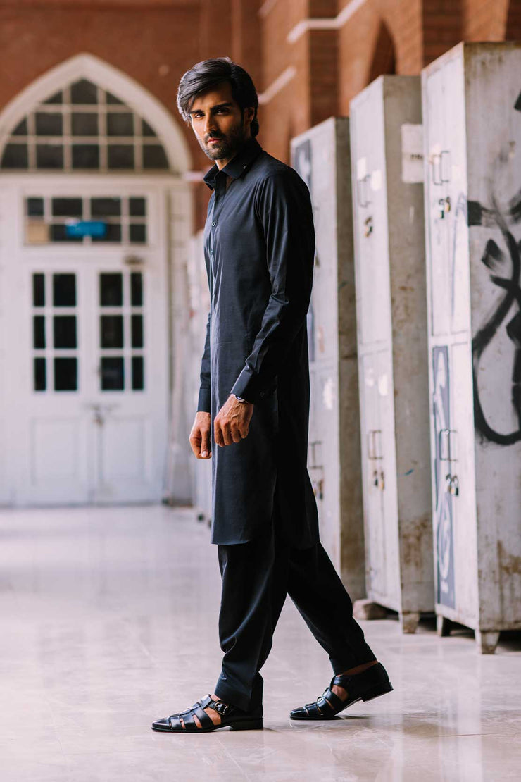 ZARISH Black SK